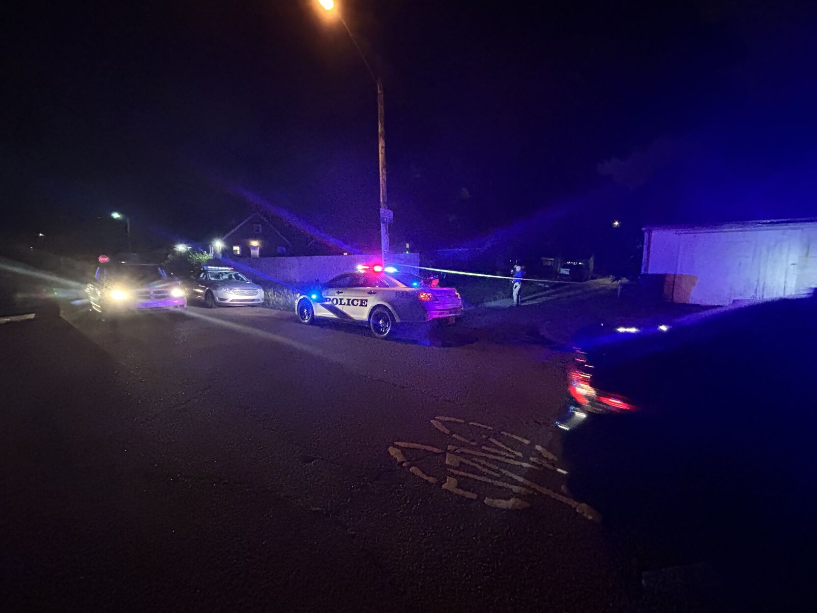 1 teenager dead, another hurt after shooting in Taylor Berry neighborhood Sunday night